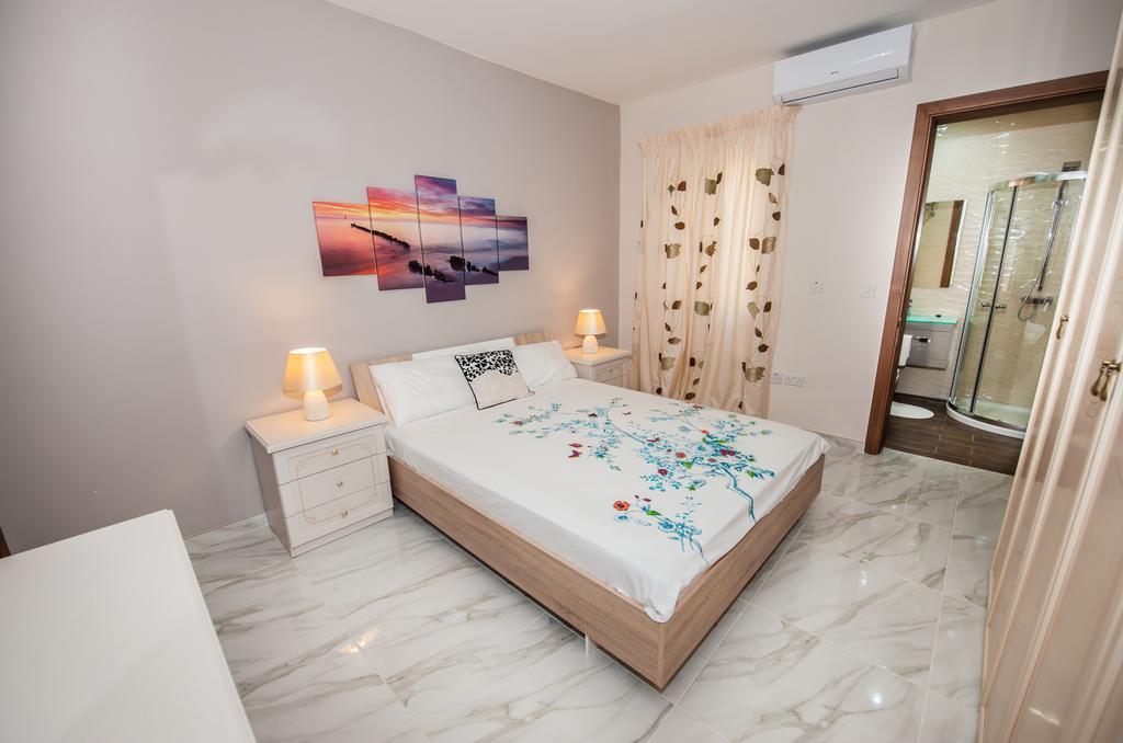 The Waves Holiday Apartment Marsaxlokk Eksteriør billede